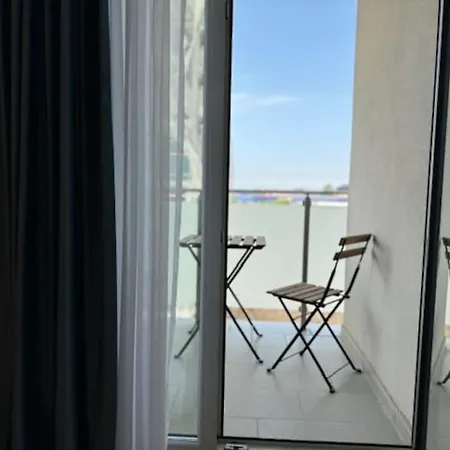 Joy Vivalia 7b-25 Appartement *