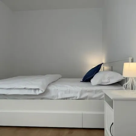 Apartment Joy Vivalia 7b-25 *