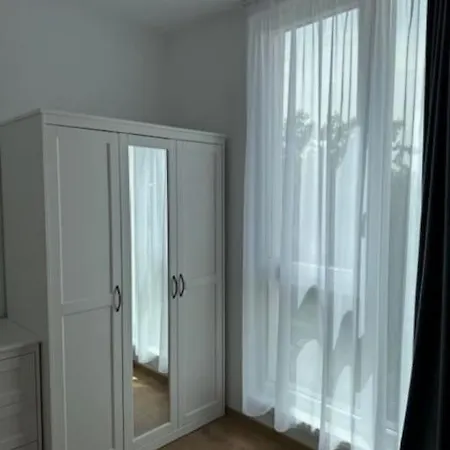 Joy Vivalia 7b-25 Appartement *