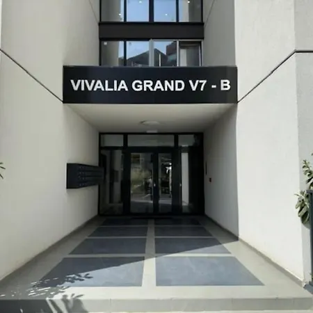 Appartement Joy Vivalia 7b-25 *