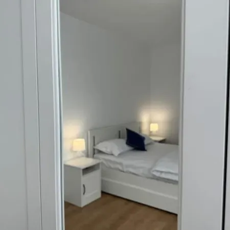 Appartement Joy Vivalia 7b-25 *