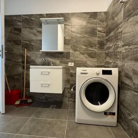 Joy Vivalia 7b-25 Appartement *