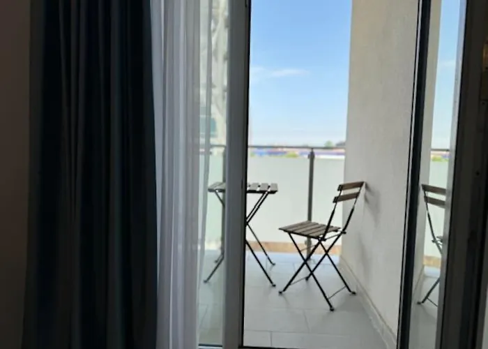 Joy Vivalia 7b-25 Appartement *